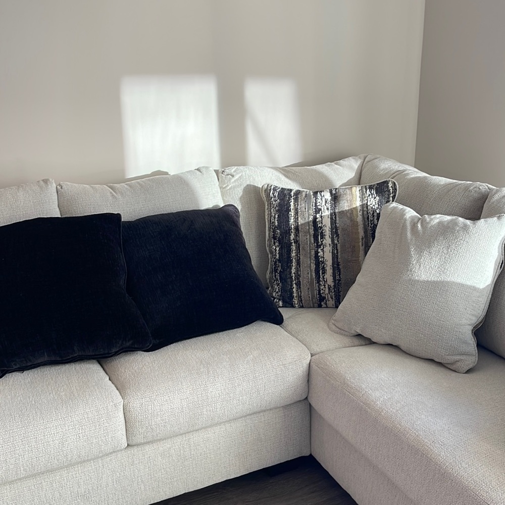 BRAND NEW great quality! THROW PILLOWS